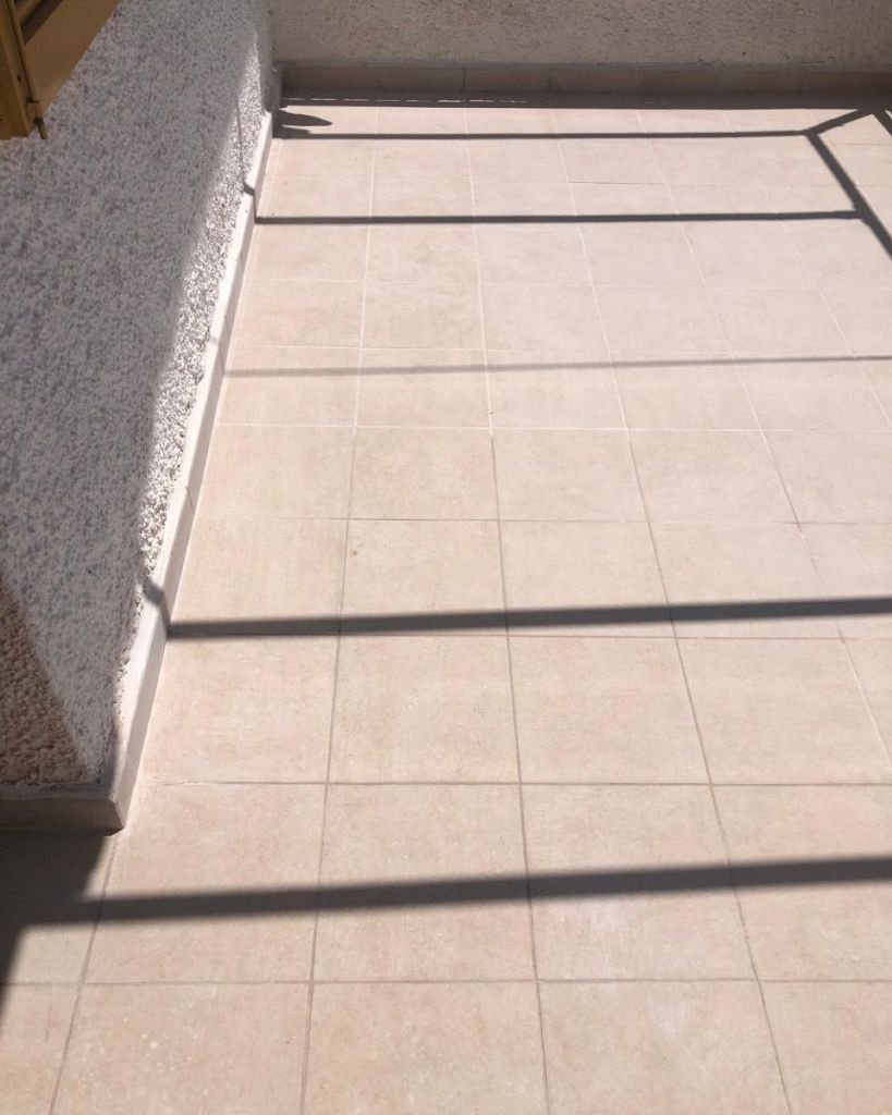 Suelo nuevo en terraza (después)